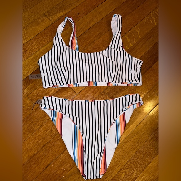 Reversible Bikini - Picture 2 of 3